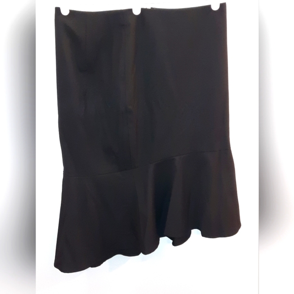 NWT The Limited size 6 classic black asymmetrical skirt excellent used condition - Picture 1 of 10